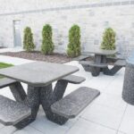 Patio-Drummond_Mobilier-Urbain_Tables_Carre_Gris_4